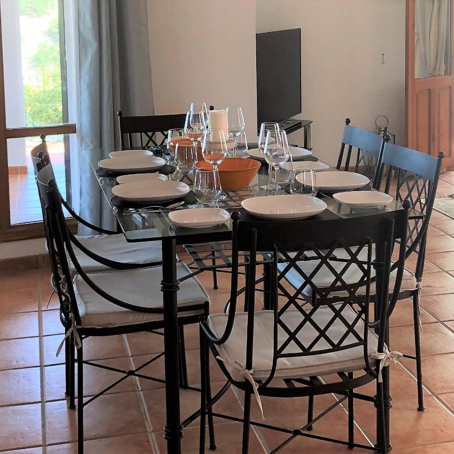 Cortijo Rocas Altas Villa Iznájar Eksteriør bilde