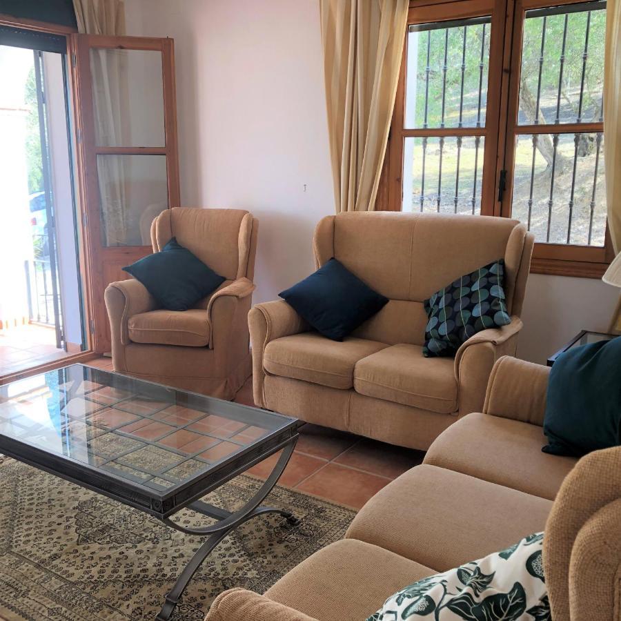 Cortijo Rocas Altas Villa Iznájar Eksteriør bilde