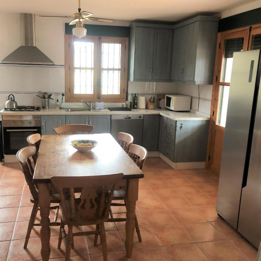 Cortijo Rocas Altas Villa Iznájar Eksteriør bilde